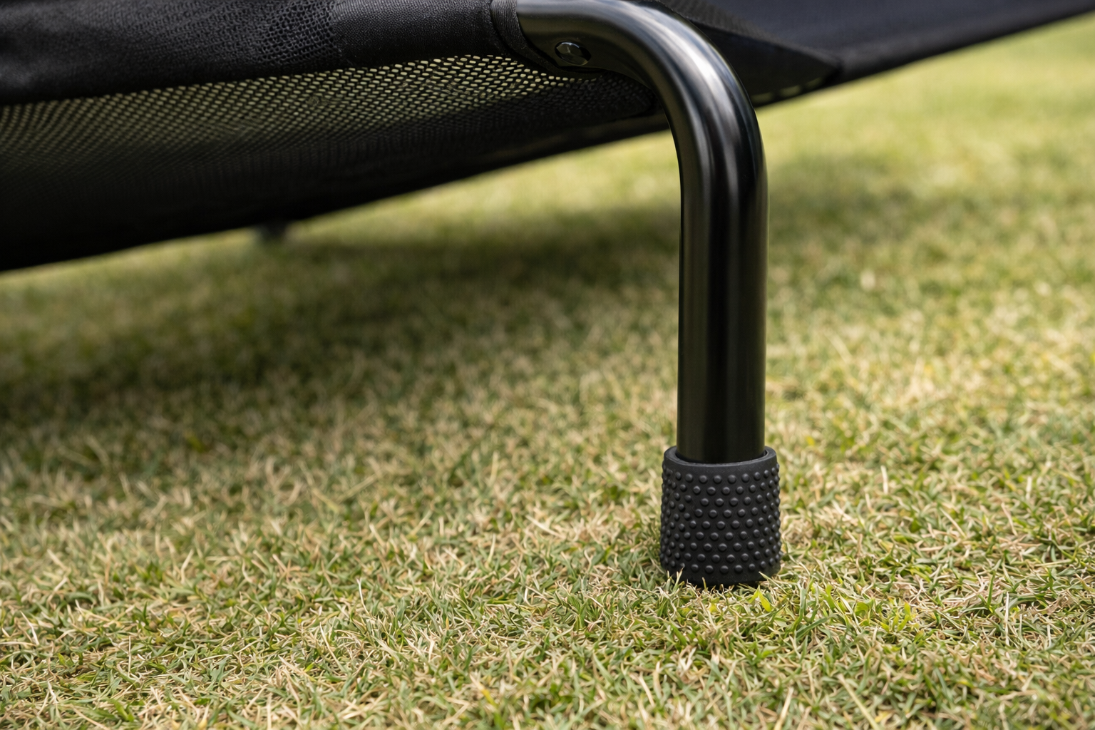 Elevated Cooling Dog Bed – Breathable Mesh – Outdoor & Indoor Use – Large - Image 5